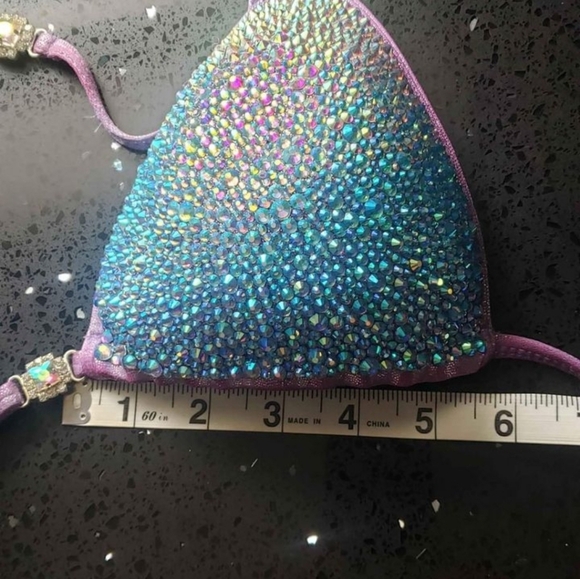 Bodybuilding Figure Suit - Picture 4 of 9